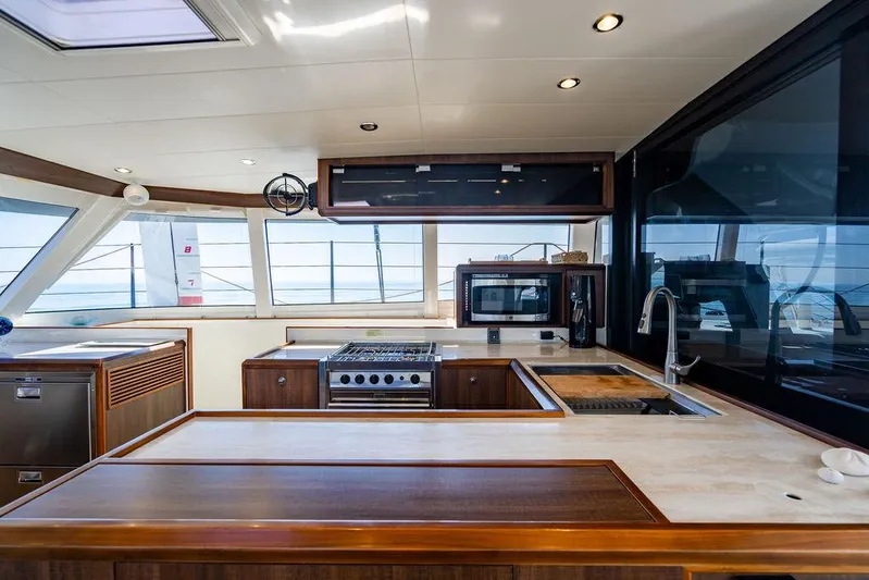 Tribute Yacht Photos Pics 