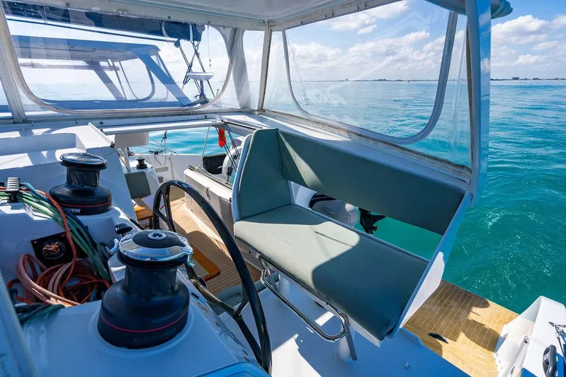 Tribute Yacht Photos Pics 