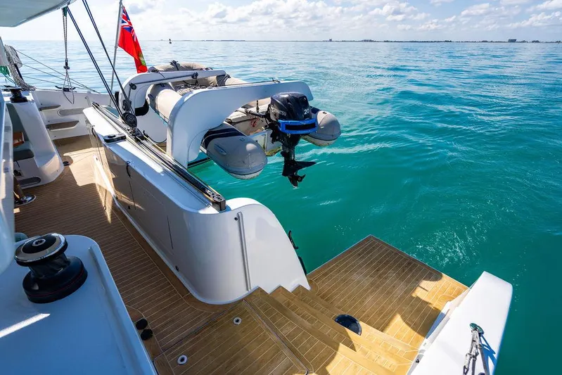 Tribute Yacht Photos Pics 