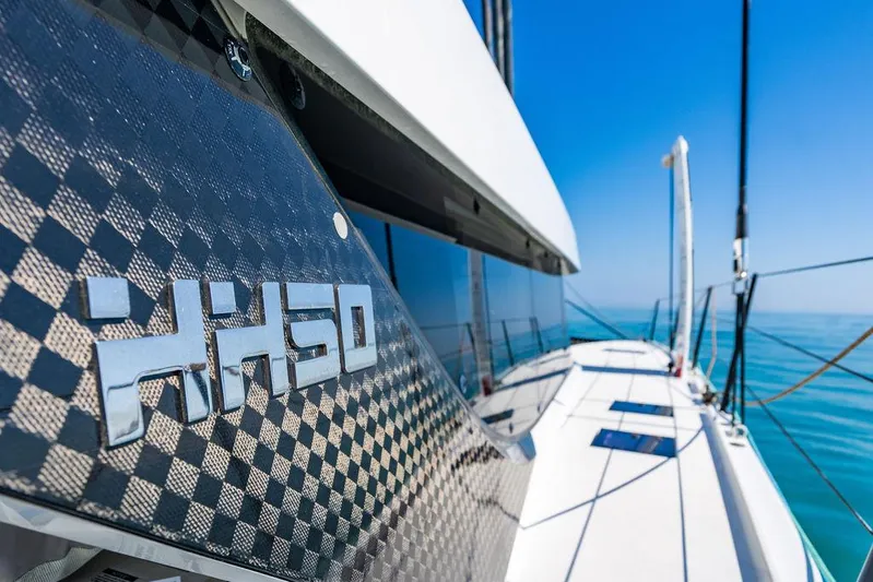 Tribute Yacht Photos Pics 