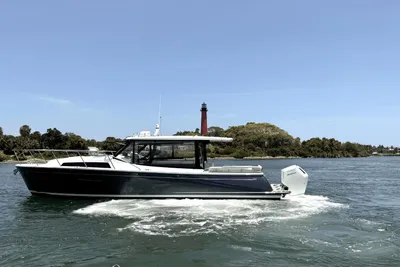 MJM 42