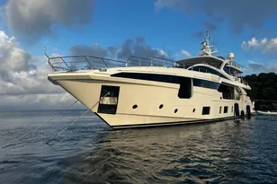 2022 Azimut Grande 35 Metri