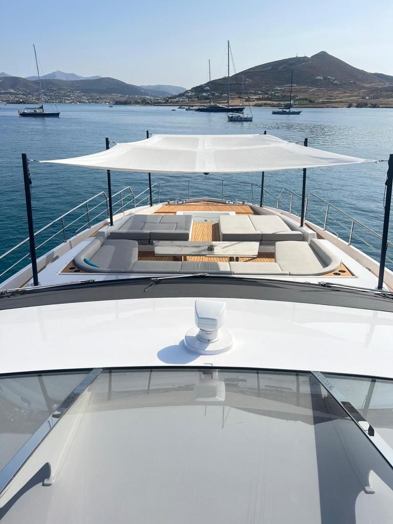 2022 Azimut 114 
