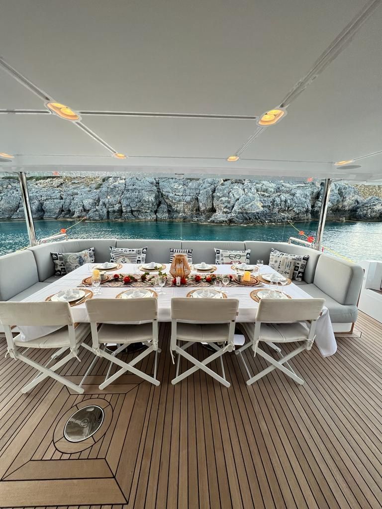 2022 Azimut 114 