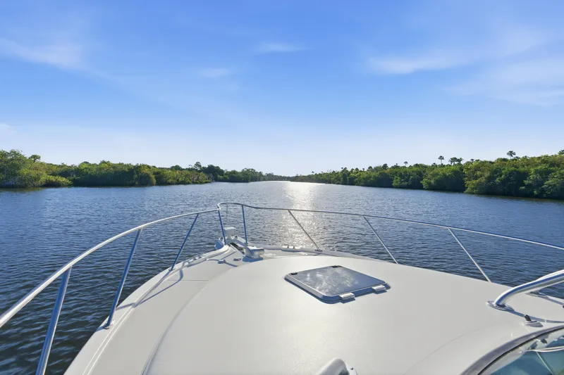 Serenity Yacht Photos Pics Tiara 31 Serenity- Bow