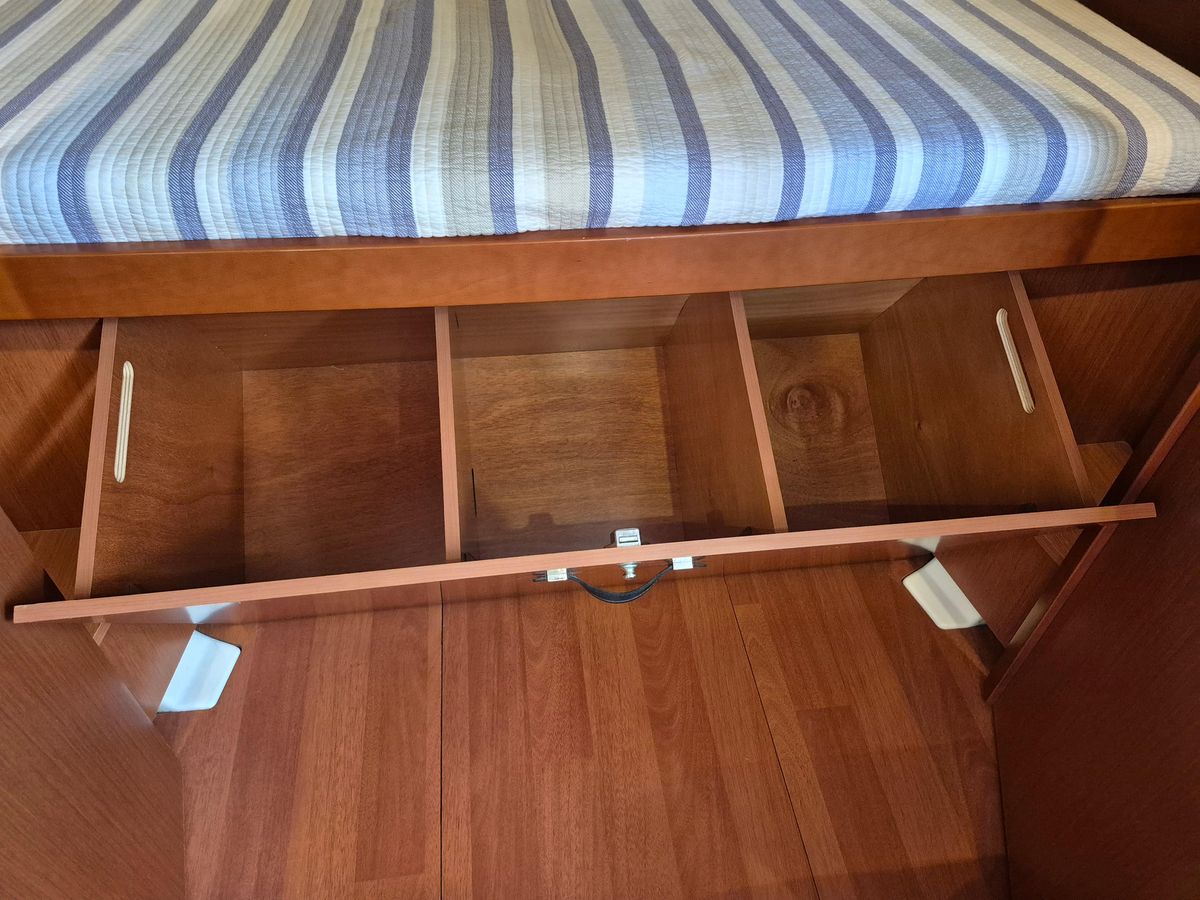 2019 Beneteau 41 