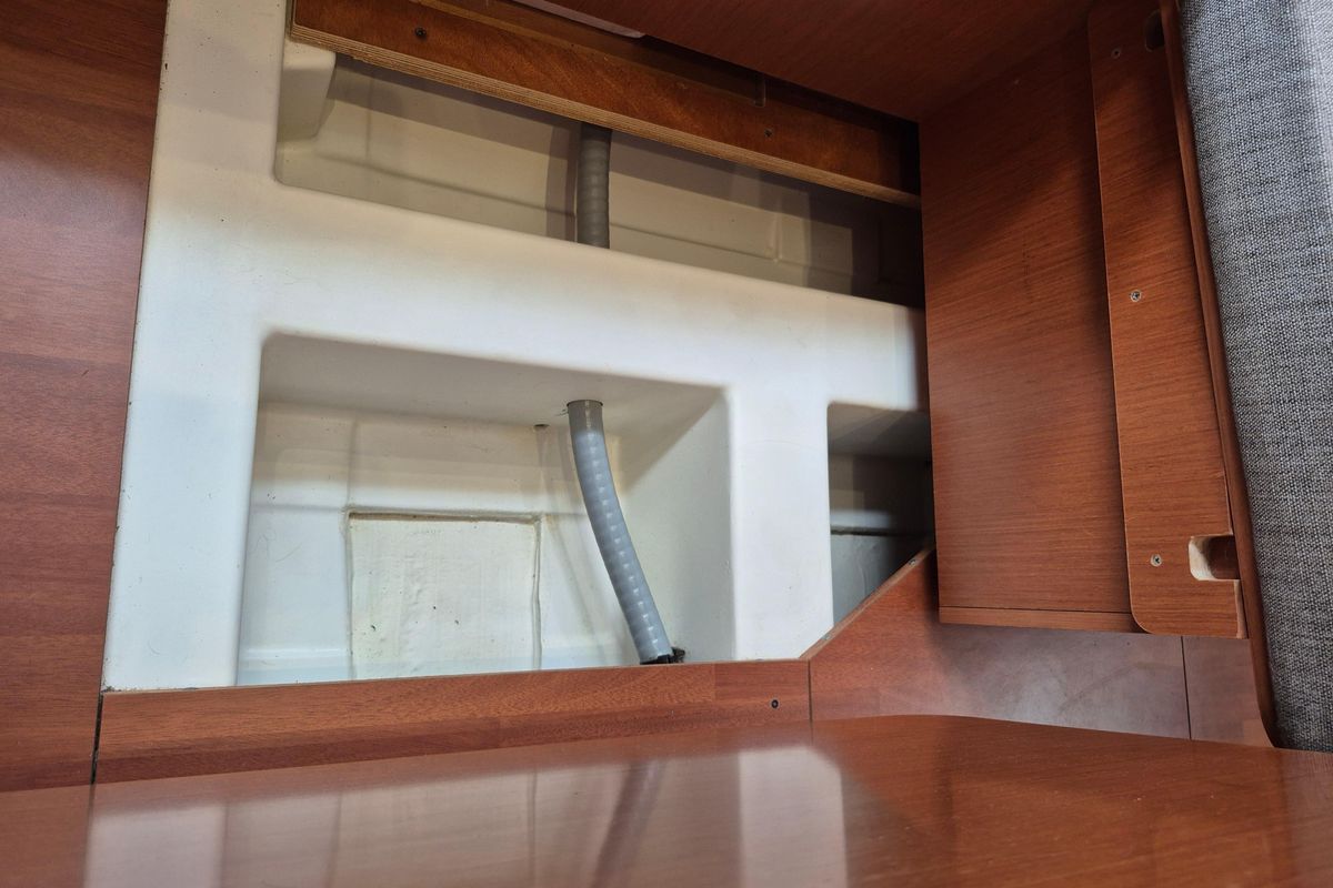 2019 Beneteau 41 