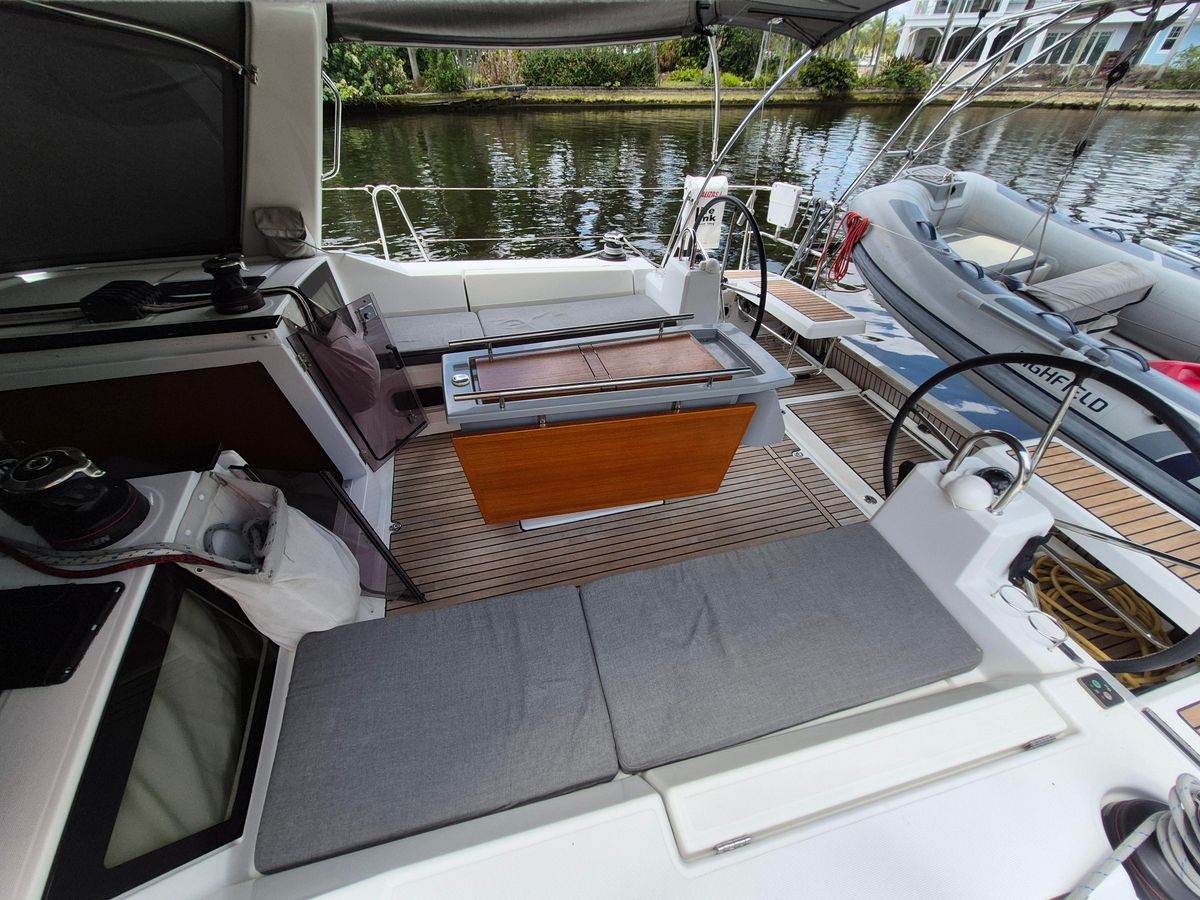 2019 Beneteau 41 