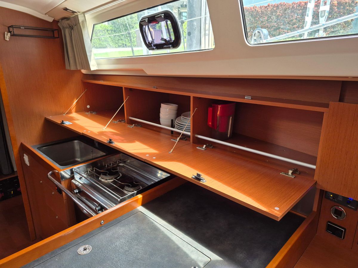 2019 Beneteau 41 