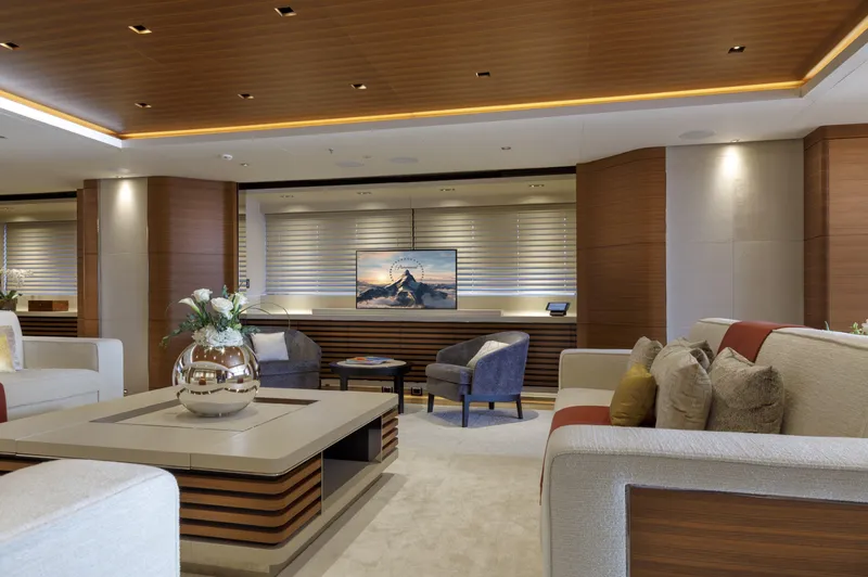 Atomic Yacht Photos Pics 