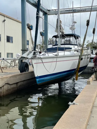 Solitude Yacht Photos Pics 