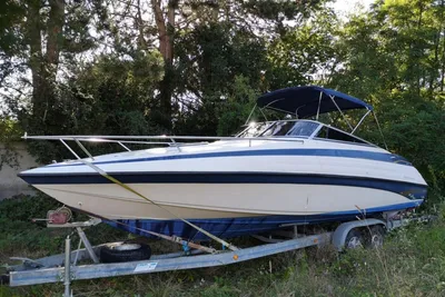 2000 Crownline 266 CCR