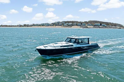 MJM 42