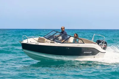 2025 Quicksilver Activ 555 Bowrider