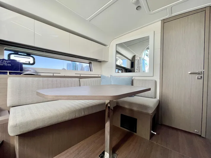 Ancnhor Man 2 Yacht Photos Pics 