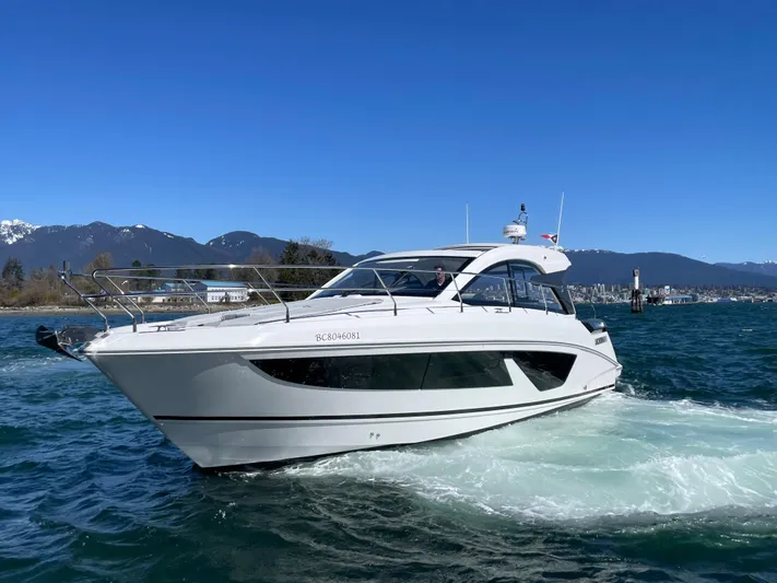 Ancnhor Man 2 Yacht Photos Pics 