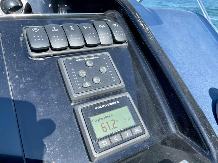 Ancnhor Man 2 Yacht Photos Pics 