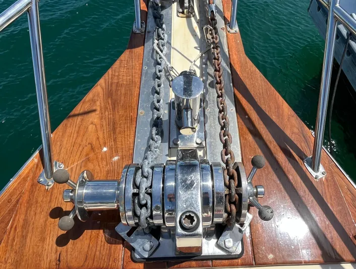 Ruby Lee Yacht Photos Pics Windlass and anchor chains on 2006 Island Packet 445 yacht deck.