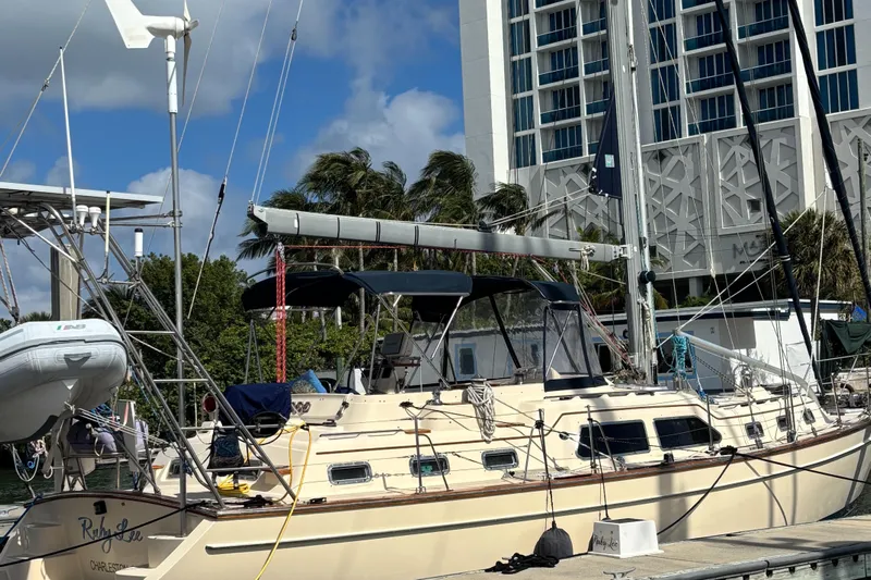 Ruby Lee Yacht Photos Pics 