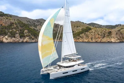 Lagoon 60