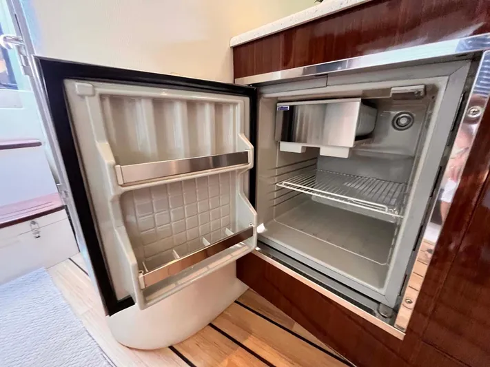 Just Sayin Yacht Photos Pics 