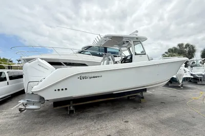 Everglades 315 CC