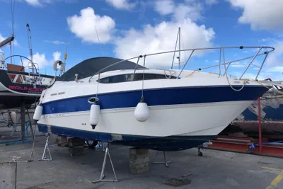 2006 Bayliner 245