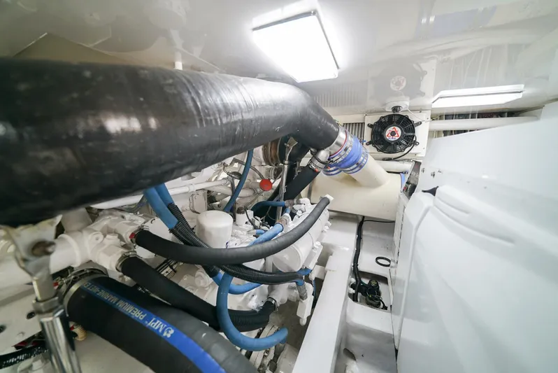 Bad Habits Yacht Photos Pics 