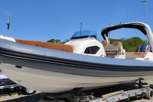 2021 Zodiac Medline 9