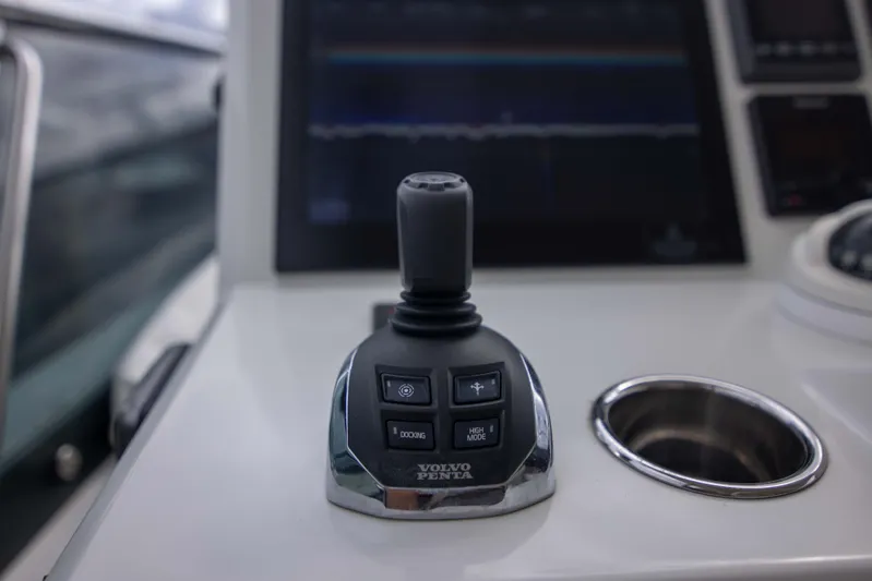 Prestige Worldwide Yacht Photos Pics 