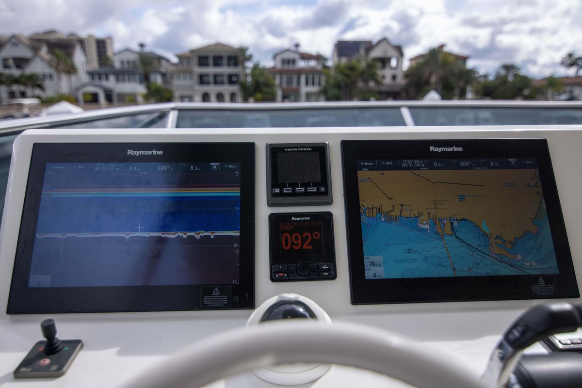 2018 Prestige 68 