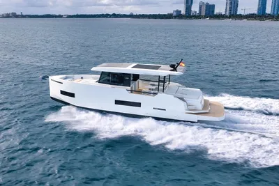 De Antonio Yachts D50 Coupé