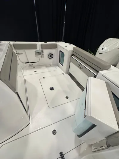  Yacht Photos Pics 2025 Sportsman 302 Open - Image 8