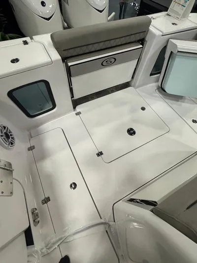  Yacht Photos Pics 2025 Sportsman 302 Open - Image 7