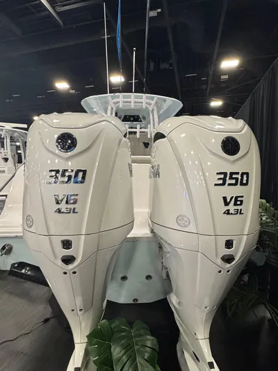  Yacht Photos Pics 2025 Sportsman 302 Open - Image 6