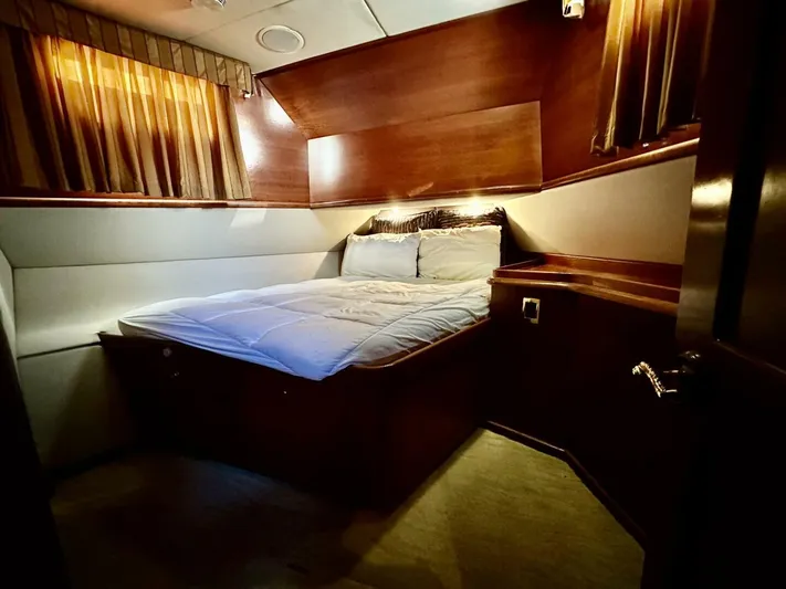 Declassified Yacht Photos Pics 