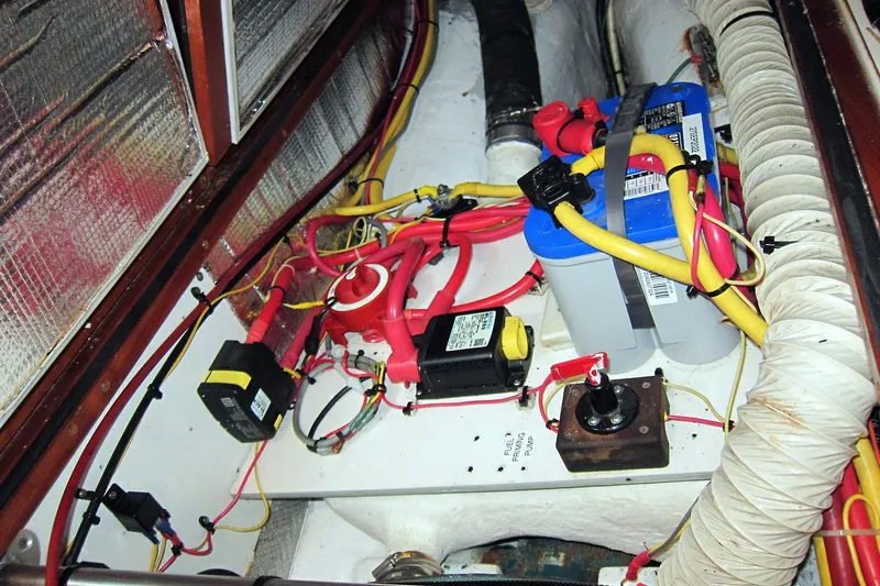 Dreamwalker Yacht Photos Pics Electrical system of a 2008 Gozzard 41B boat with battery and wiring.