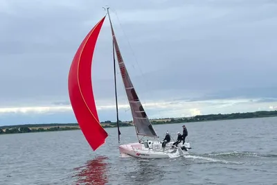 2016 FarEast 28R