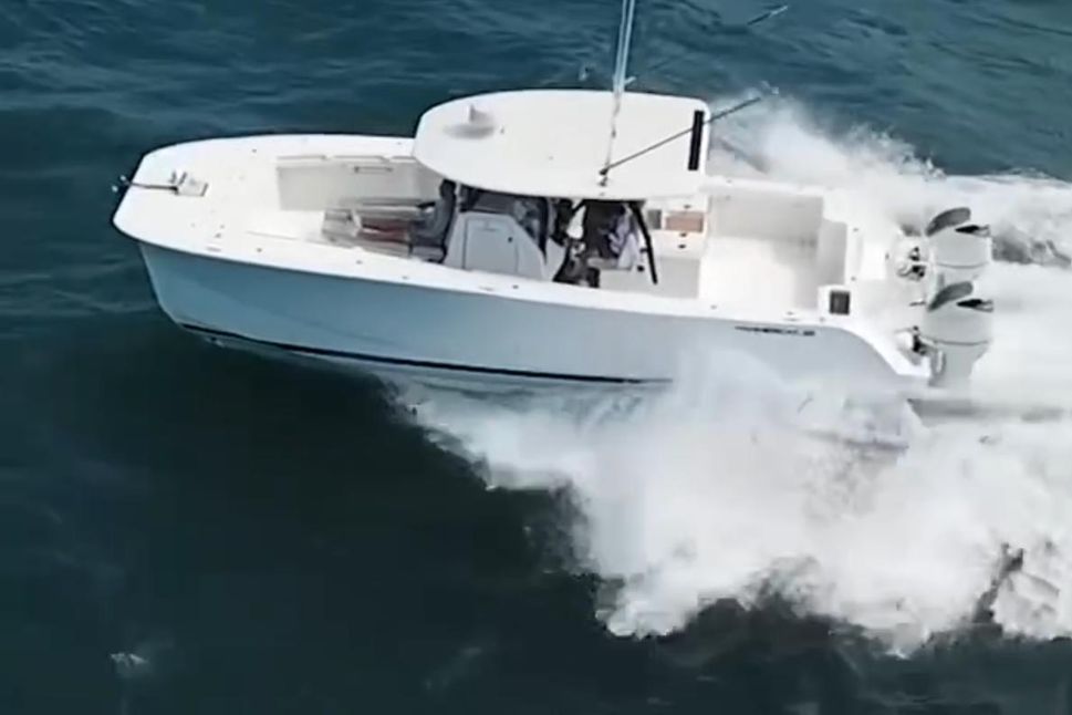 35' power catamaran