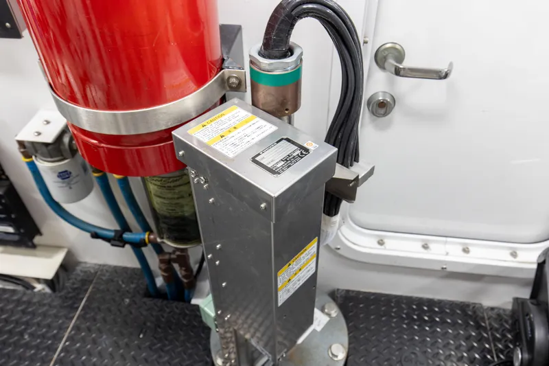 Jessi Sue Yacht Photos Pics 2006 68 Viking Sportfisher Jessi Sue Engine Room