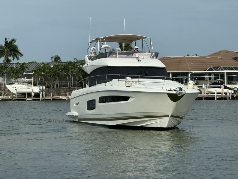 2015 Prestige 550 Flybridge