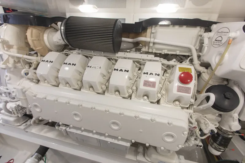 Slabjack Yacht Photos Pics 