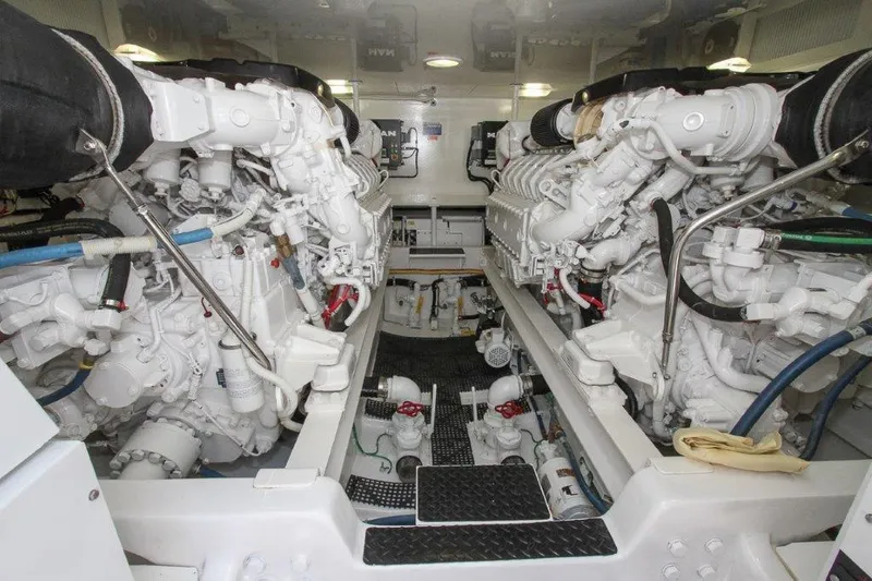 Slabjack Yacht Photos Pics 