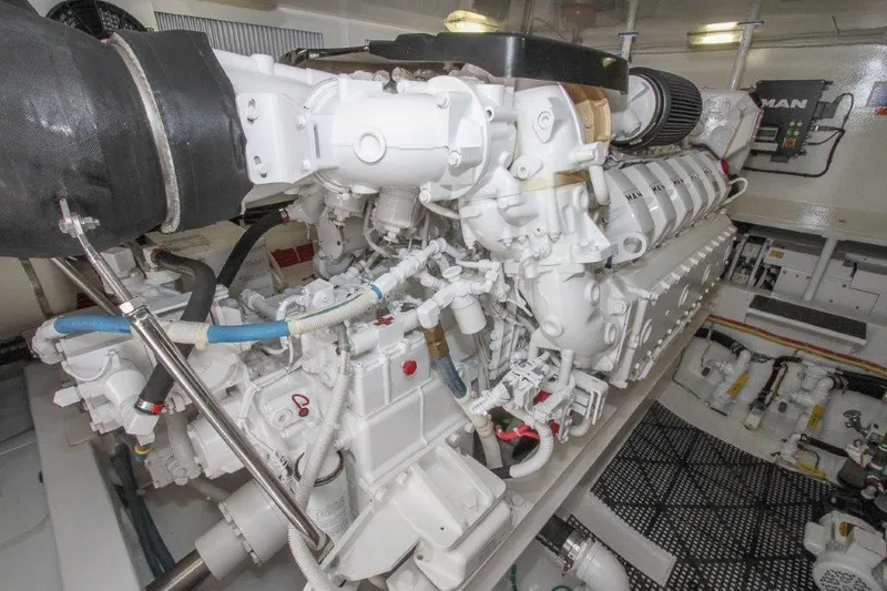 Slabjack Yacht Photos Pics 