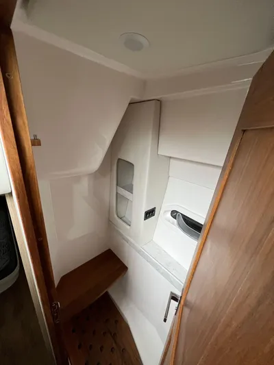  Yacht Photos Pics 2023 Regal 38 Grande Coupe - Image 15