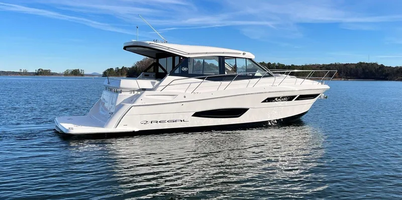  Yacht Photos Pics 2023 Regal 38 Grande Coupe - Image 1