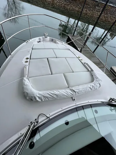  Yacht Photos Pics 2023 Regal 38 Grande Coupe - Image 6