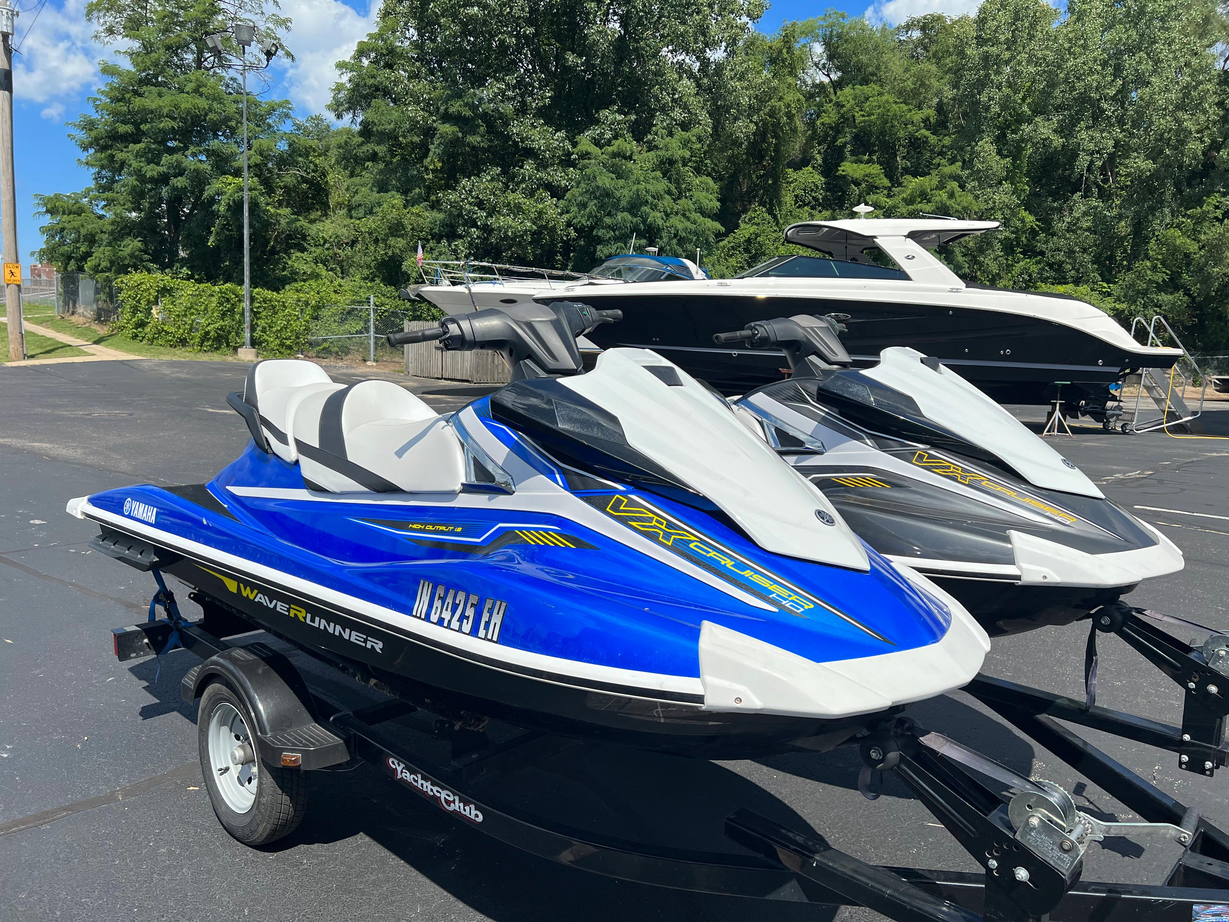 18 Yamaha Waverunner Vx Cruiser Ho Personal Watercraft For Sale Yachtworld