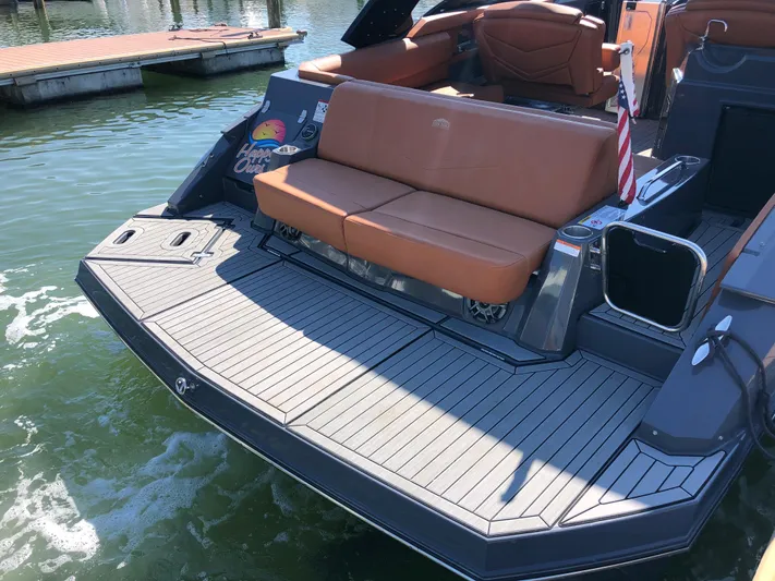 Happy Ours Yacht Photos Pics 