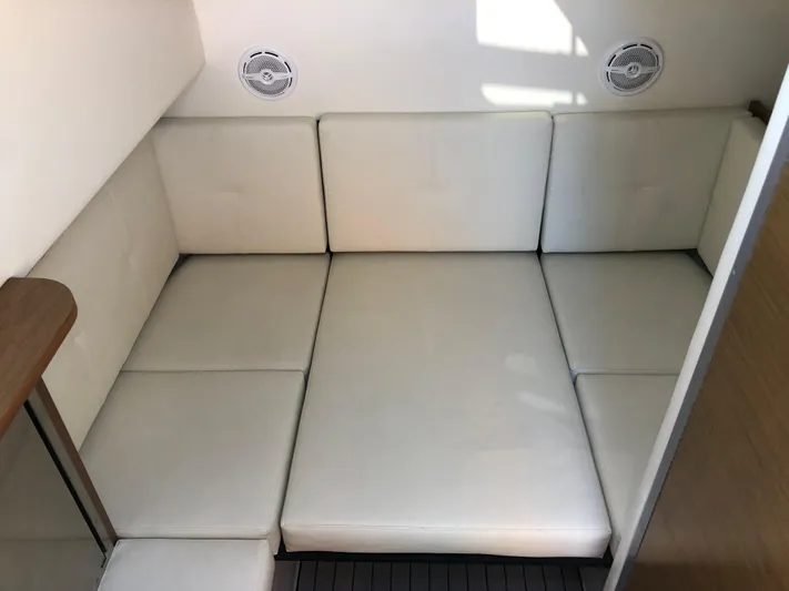 Happy Ours Yacht Photos Pics 